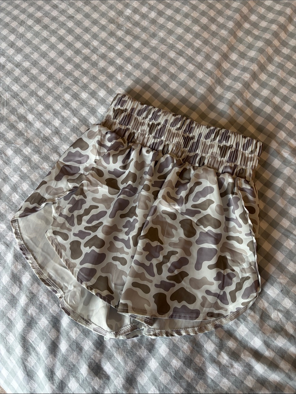 Womens duck camo shorts